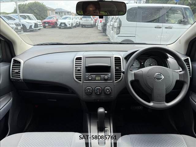 Nissan Wingroad 2015-03 8369895-1