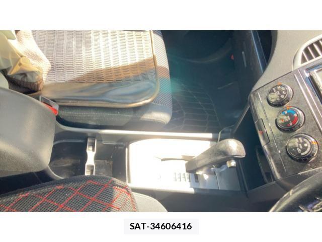 Nissan Wingroad 2006-06 8667190-13