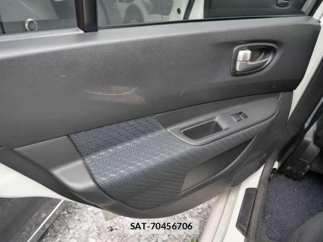 Nissan Wingroad 2010-03 8662539-13