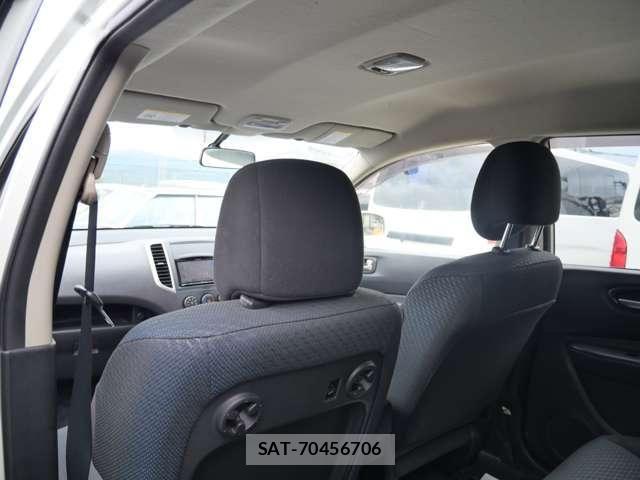 Nissan Wingroad 2010-03 8662539-14