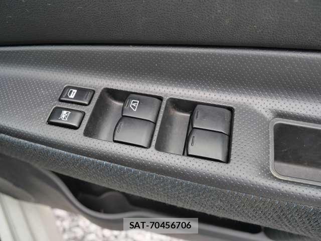 Nissan Wingroad 2010-03 8662539-24