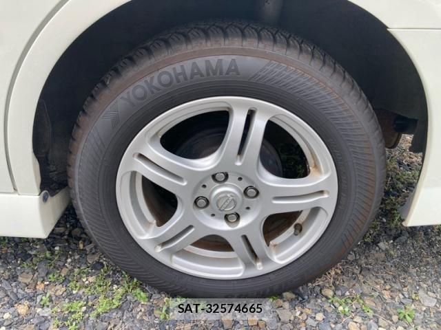 Nissan Wingroad 2008-06 8667189-6