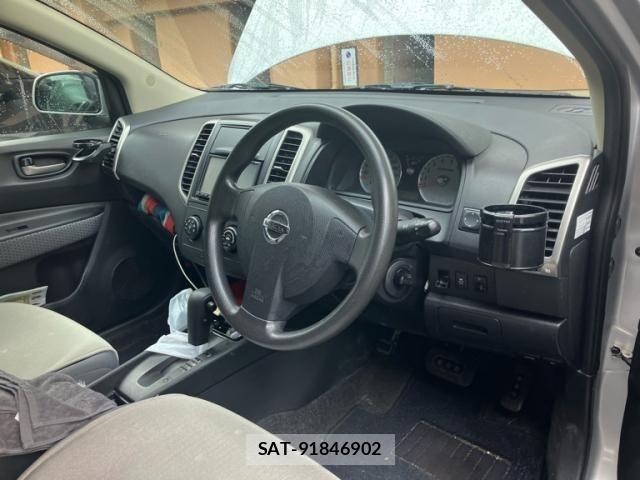 Nissan Wingroad 2016-10 8667188-8