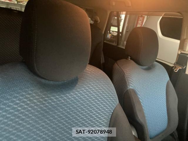 Nissan Wingroad 2007-09 8746983-12