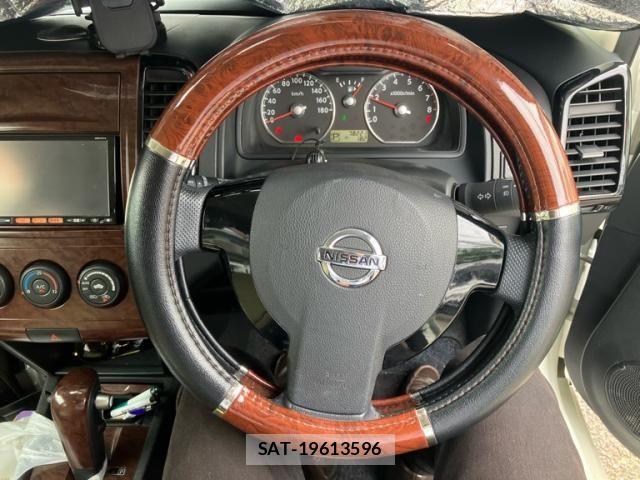 Nissan Wingroad 2011-09 8746982-18