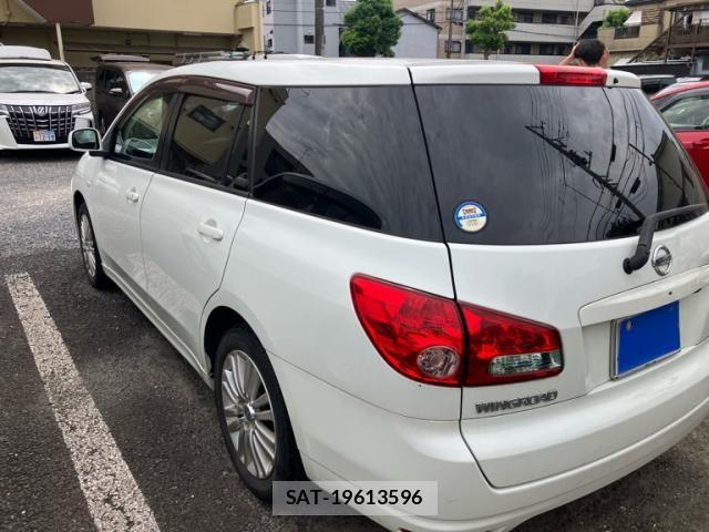 Nissan Wingroad 2011-09 8746982-1