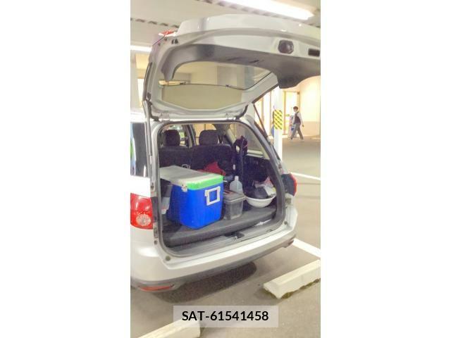 Nissan Wingroad 2010-09 8832616-12
