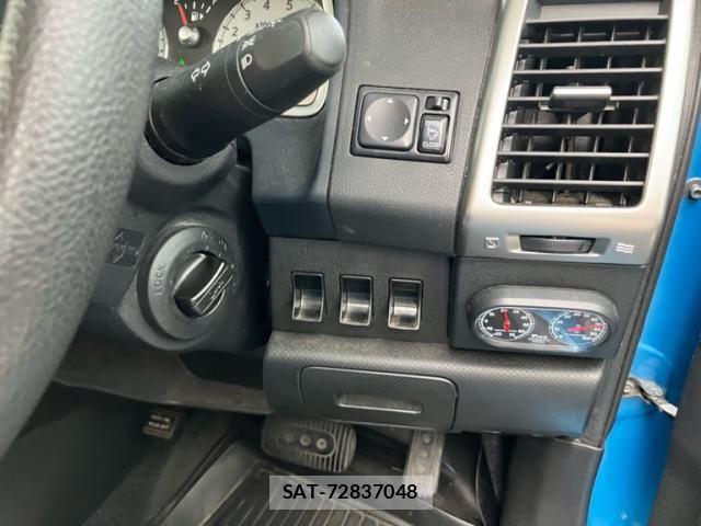 Nissan Wingroad 2013-11 8883063-15