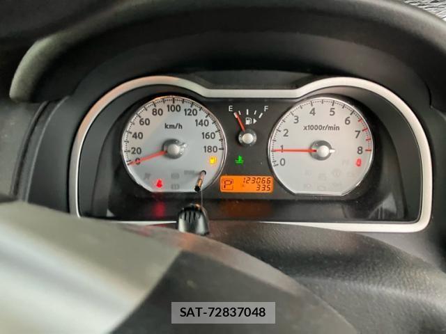 Nissan Wingroad 2013-11 8883063-17