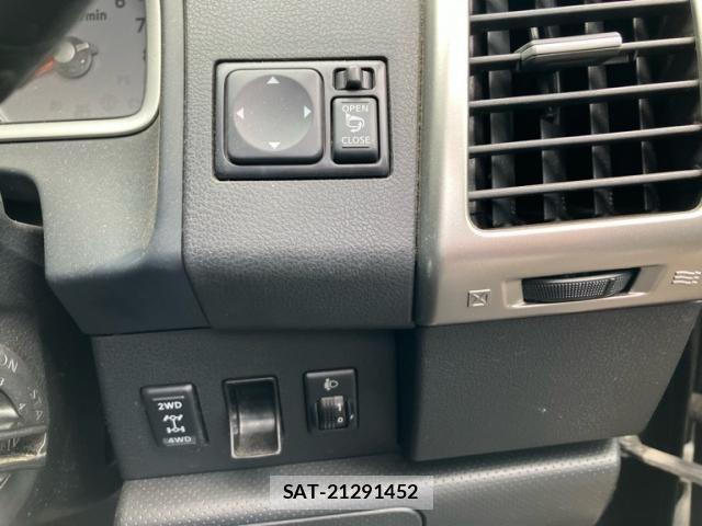 Nissan Wingroad 2012-03 7903670-10