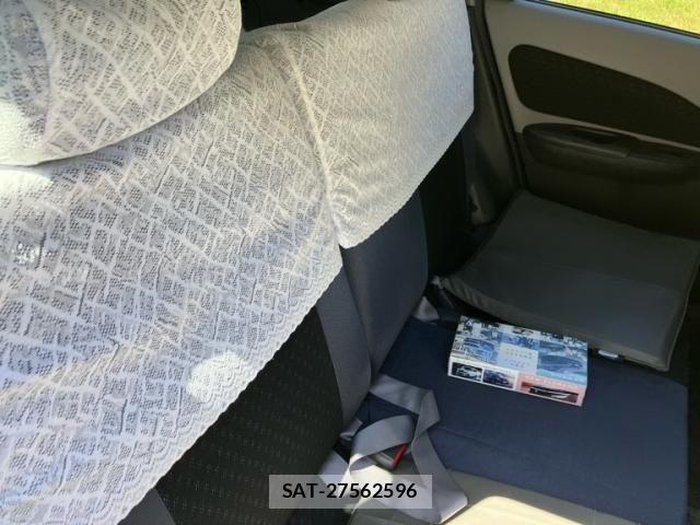 Nissan Wingroad 2004-06 8211114-15