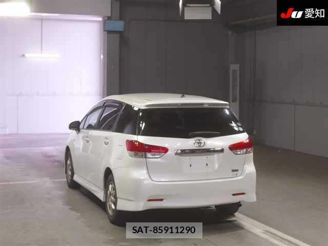Toyota WISH 2012 1218365-1
