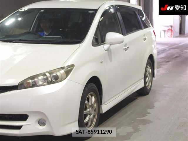 Toyota WISH 2012 1218365-4