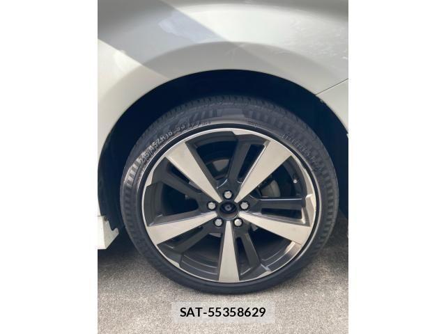 Toyota WISH 2012-05 1268796-4