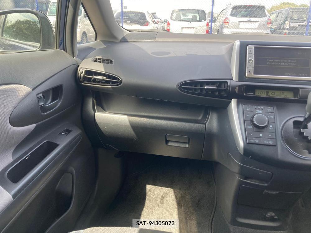 Toyota WISH 2009-10 1289589-17