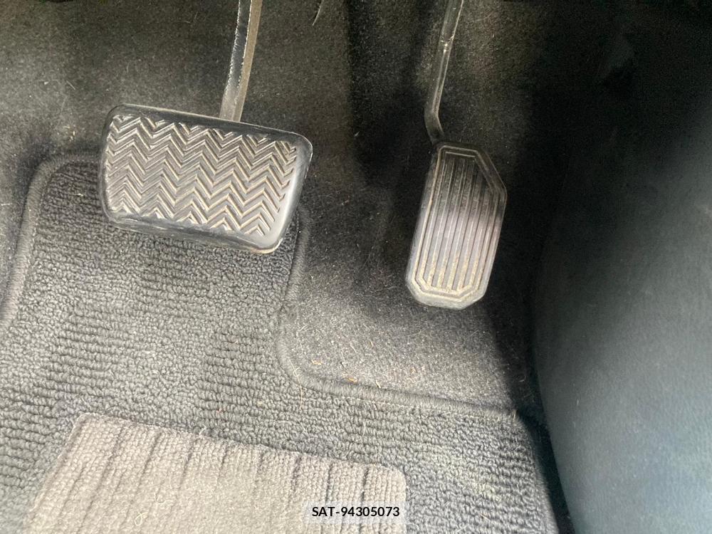 Toyota WISH 2009-10 1289589-22