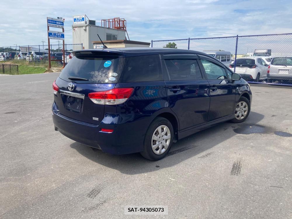 Toyota WISH 2009-10 1289589-4