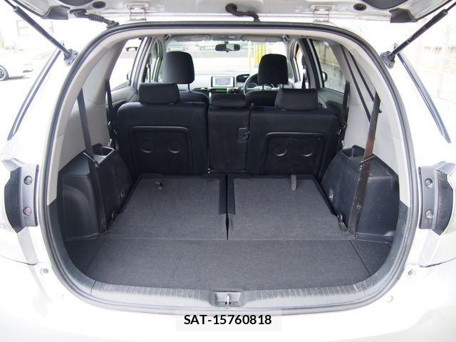 Toyota WISH 2013-12 2731465-9