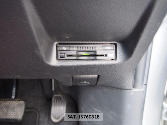 Toyota WISH 2013-12 2731465-16