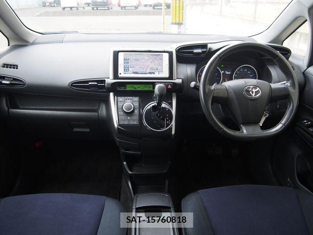 Toyota WISH 2013-12 2731465-1