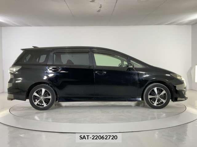 Toyota WISH 2015-04 3392009-6