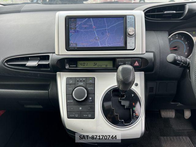 Toyota WISH 2011-12 6266457-10