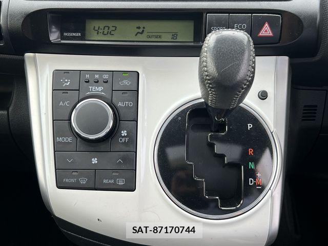 Toyota WISH 2011-12 6266457-13
