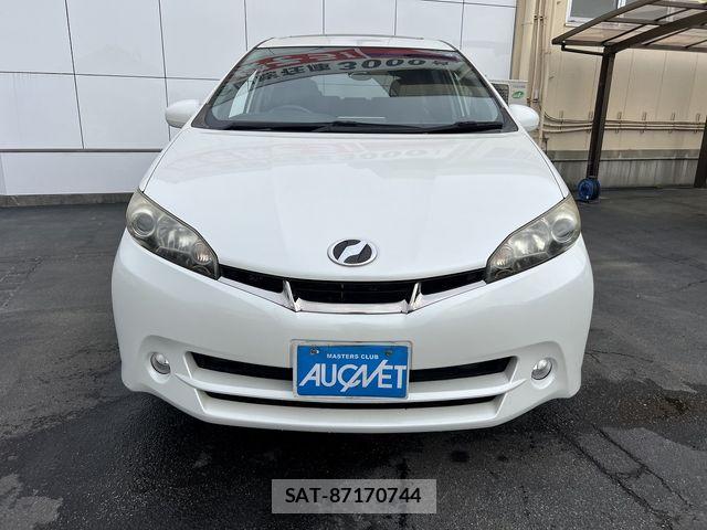 Toyota WISH 2011-12 6266457-1