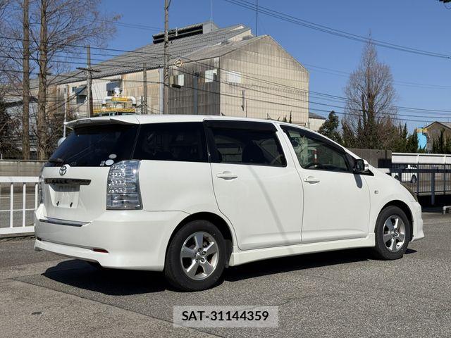 Toyota WISH 2008-09 6615822-4