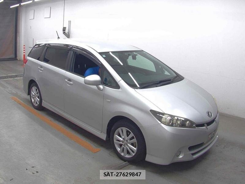 Toyota WISH 2009 6844771-0