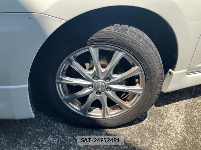 Toyota WISH 2003-11 6915712-13