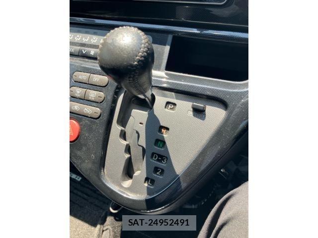 Toyota WISH 2003-11 6915712-19