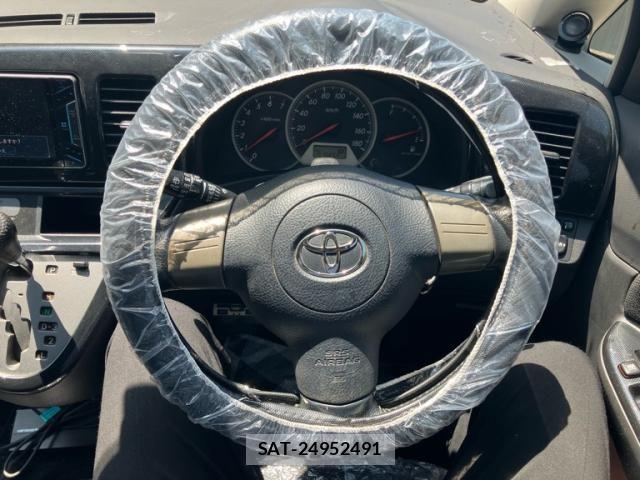 Toyota WISH 2003-11 6915712-26