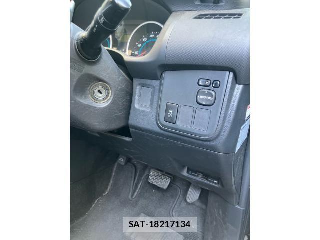 Toyota WISH 2011-07 6999265-15