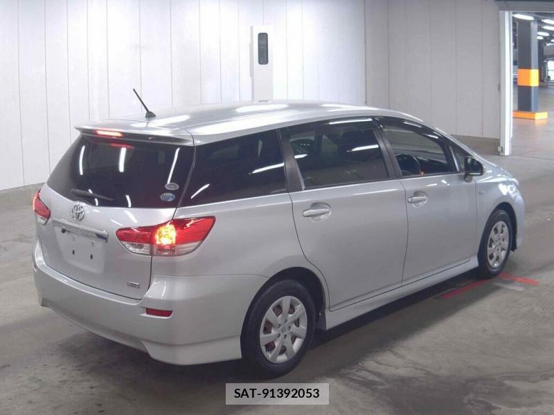 Toyota WISH 2011 6983495-1