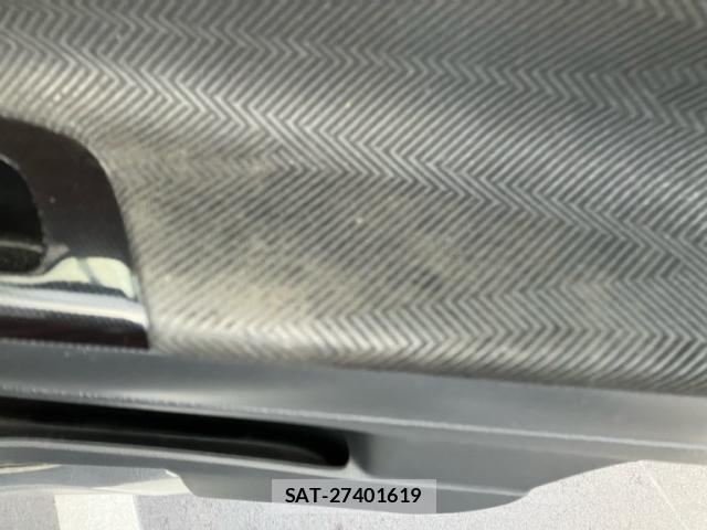 Toyota WISH 2015-06 7061472-10