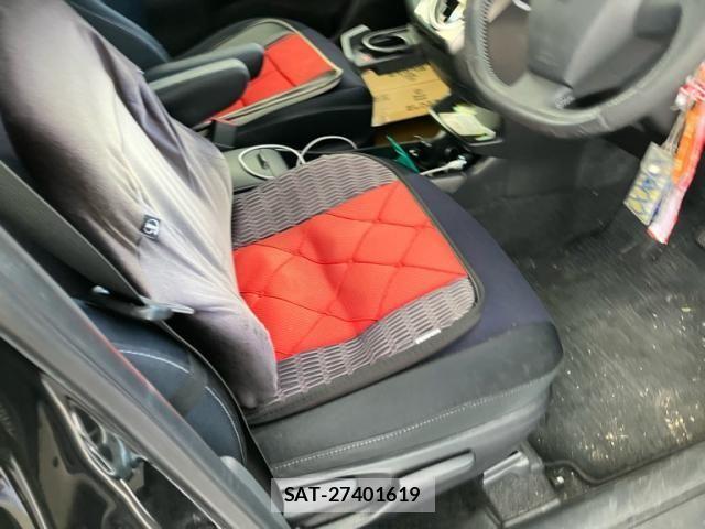Toyota WISH 2015-06 7061472-11
