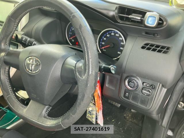 Toyota WISH 2015-06 7061472-13