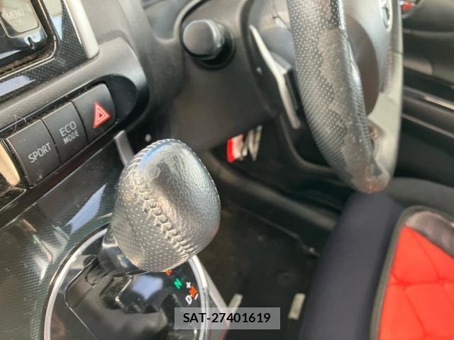 Toyota WISH 2015-06 7061472-27