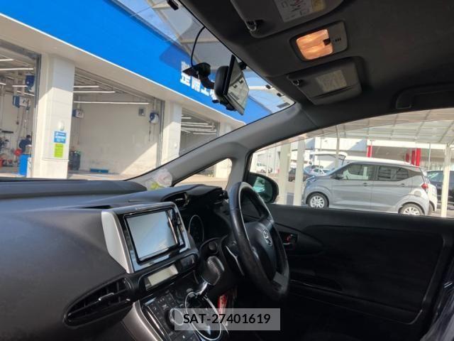 Toyota WISH 2015-06 7061472-28