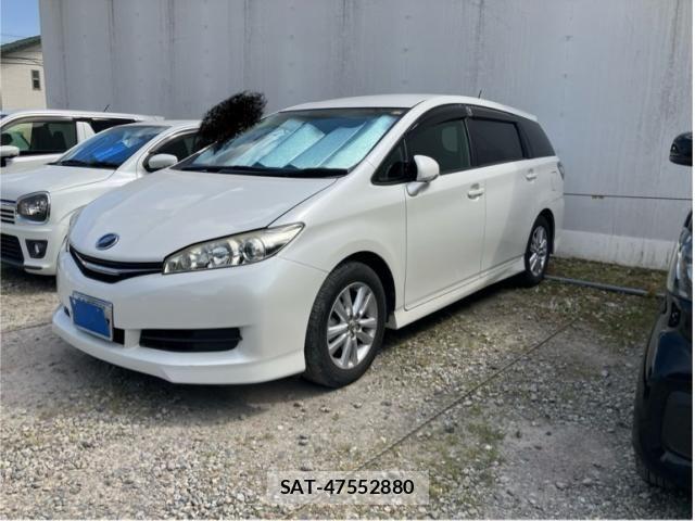 Toyota WISH 2017-04 7061473-0