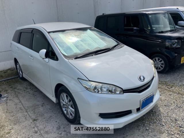 Toyota WISH 2017-04 7061473-1