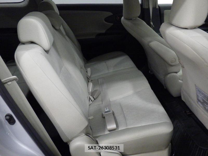 Toyota WISH 2011 7043700-4