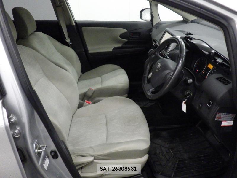 Toyota WISH 2011 7043700-5