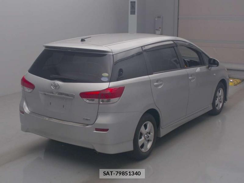 Toyota WISH 2010 7075121-1