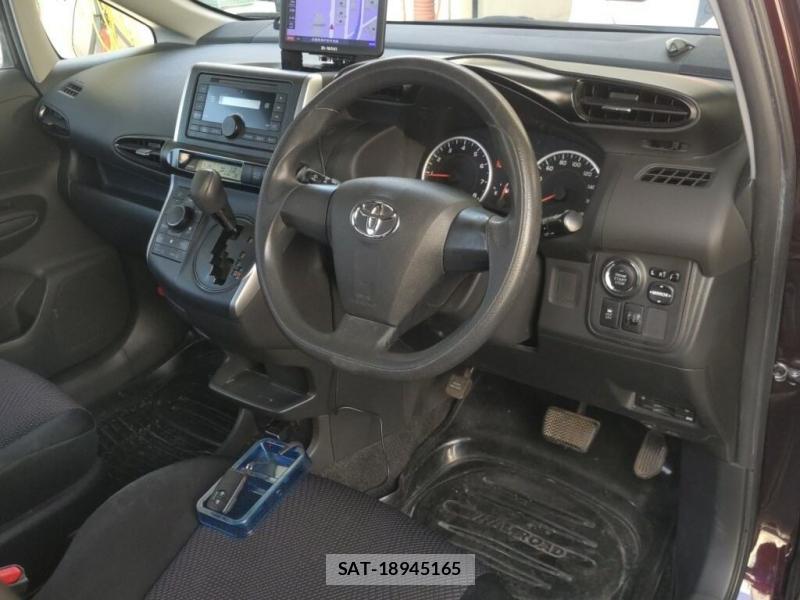 Toyota WISH 2012 7175270-4