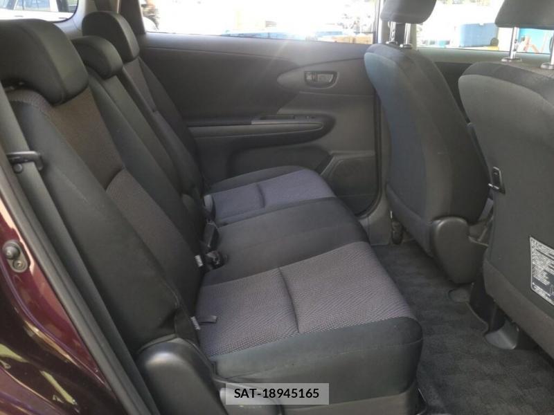 Toyota WISH 2012 7175270-5