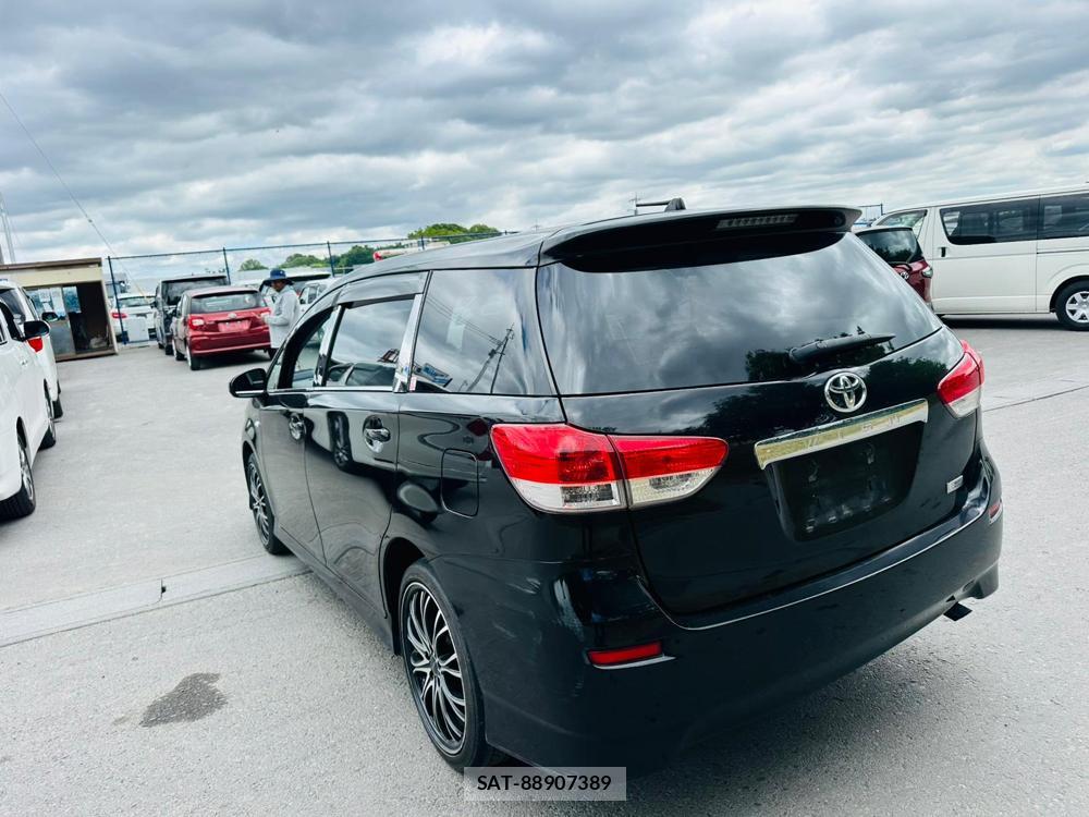 Toyota WISH 2011 7013712-2