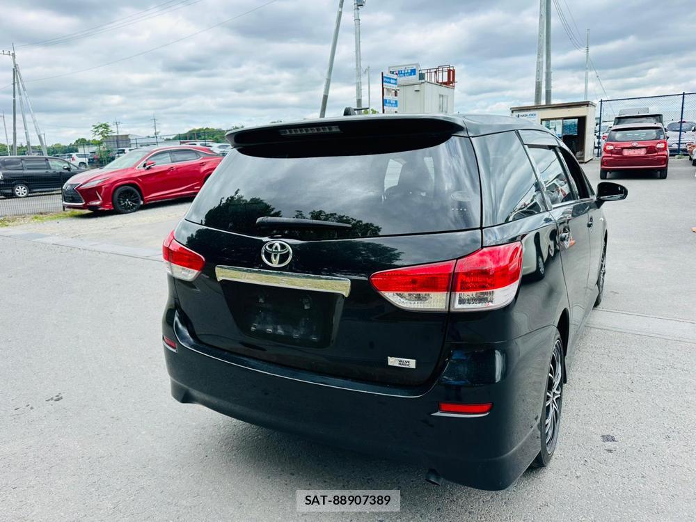Toyota WISH 2011 7013712-4