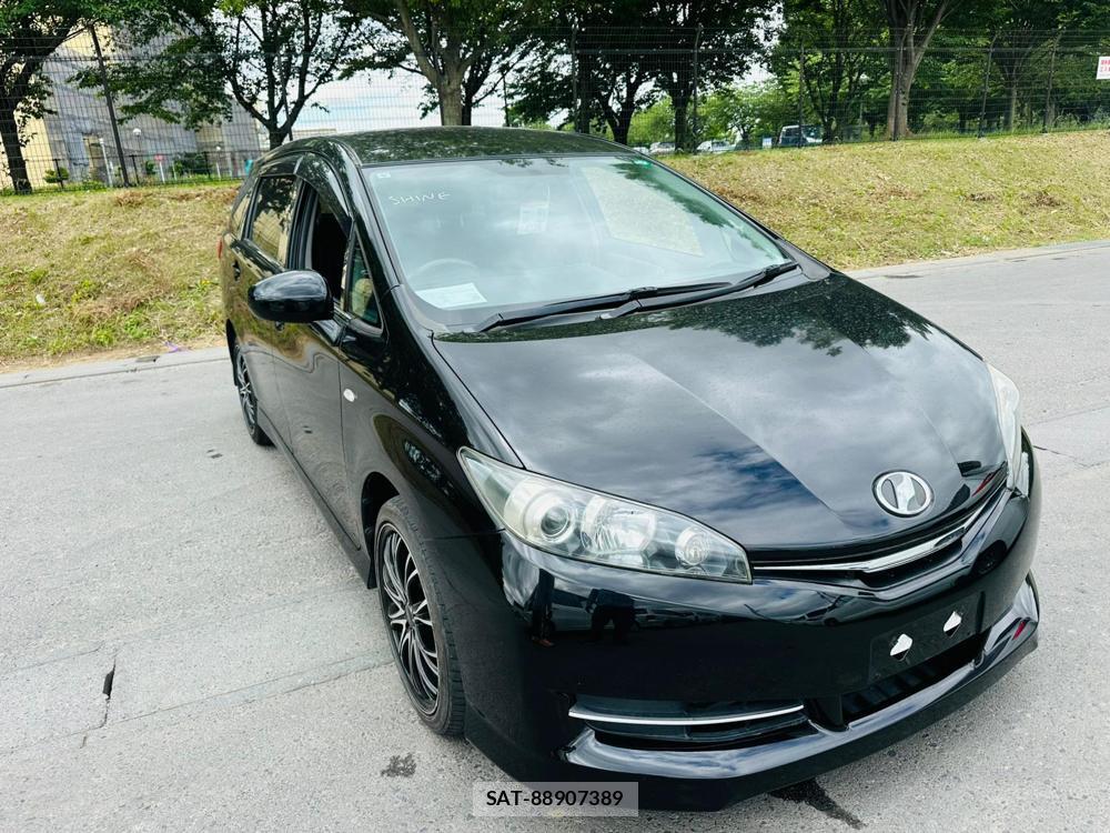 Toyota WISH 2011 7013712-6
